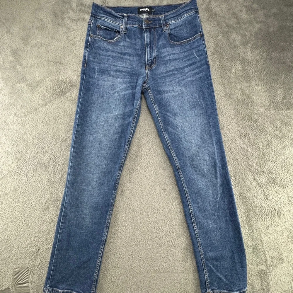 RSQ Slim Straight Jeans Men Blue Wash Size 31x32 Distressed Denim‎